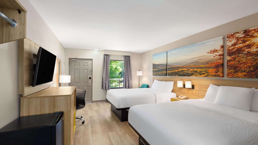 Days Inn by Wyndham Helen