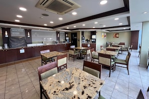 Free daily buffet breakfast
