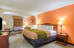 Decoración personalizada, muebles diferentes y escritorio 