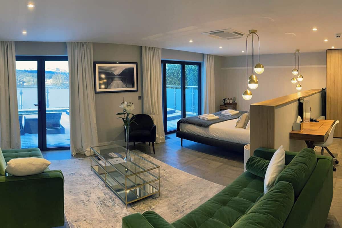 Windermere Suite | 熨斗/熨板、床单