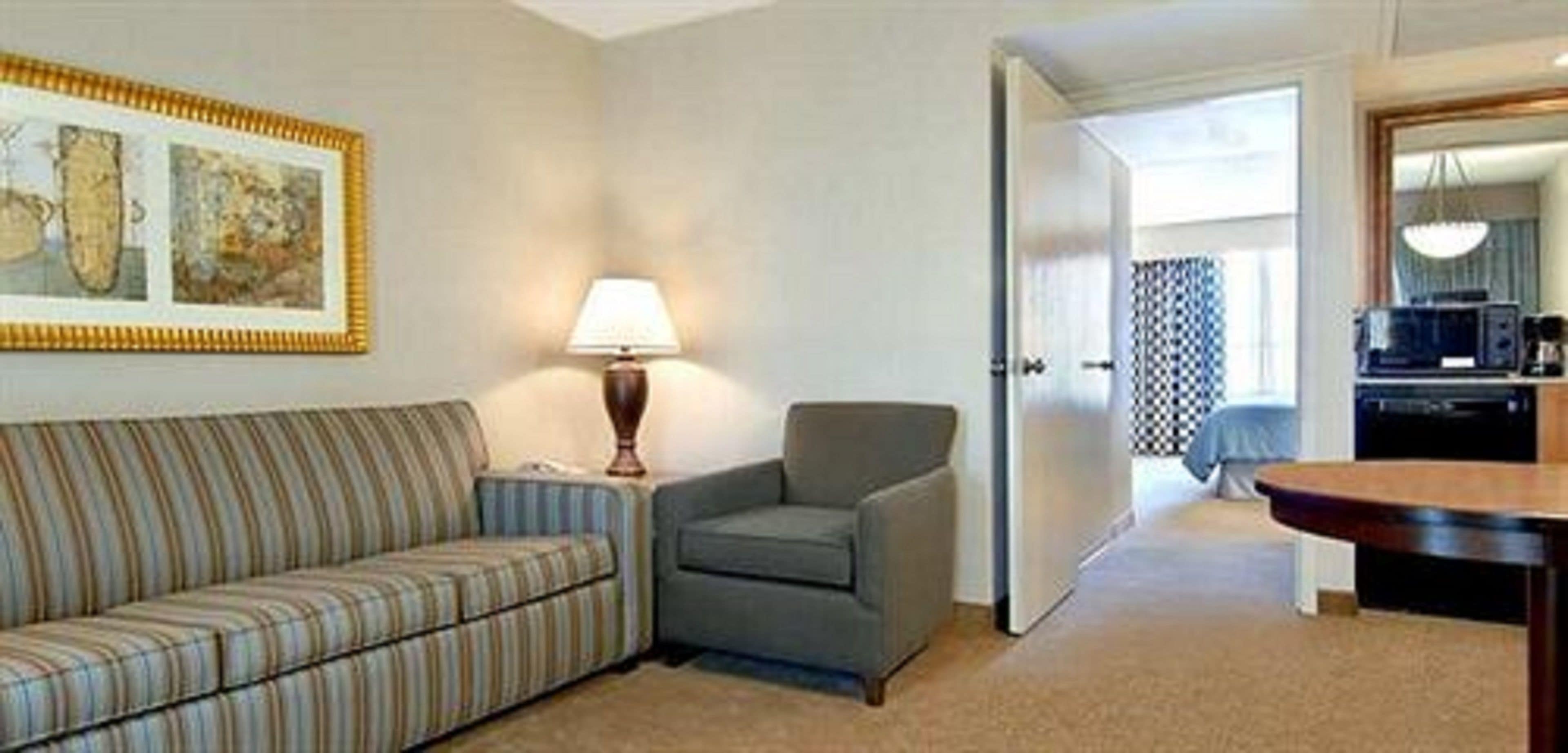 32-inch flat-screen tv with digital channels, tv, ipod dock