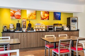 Free daily full breakfast