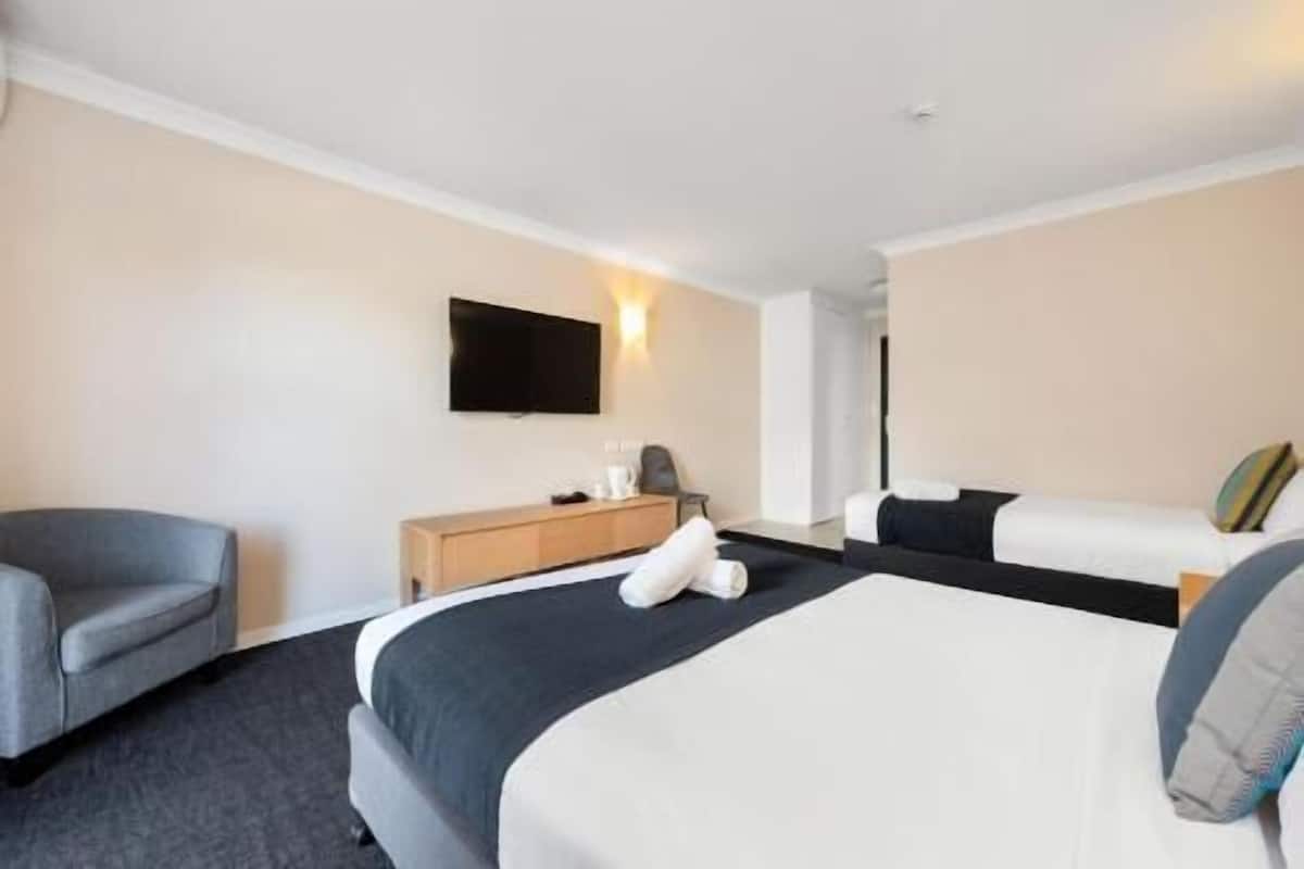 Chambres insonorisées, fer et planche à repasser, Wi-Fi gratuit