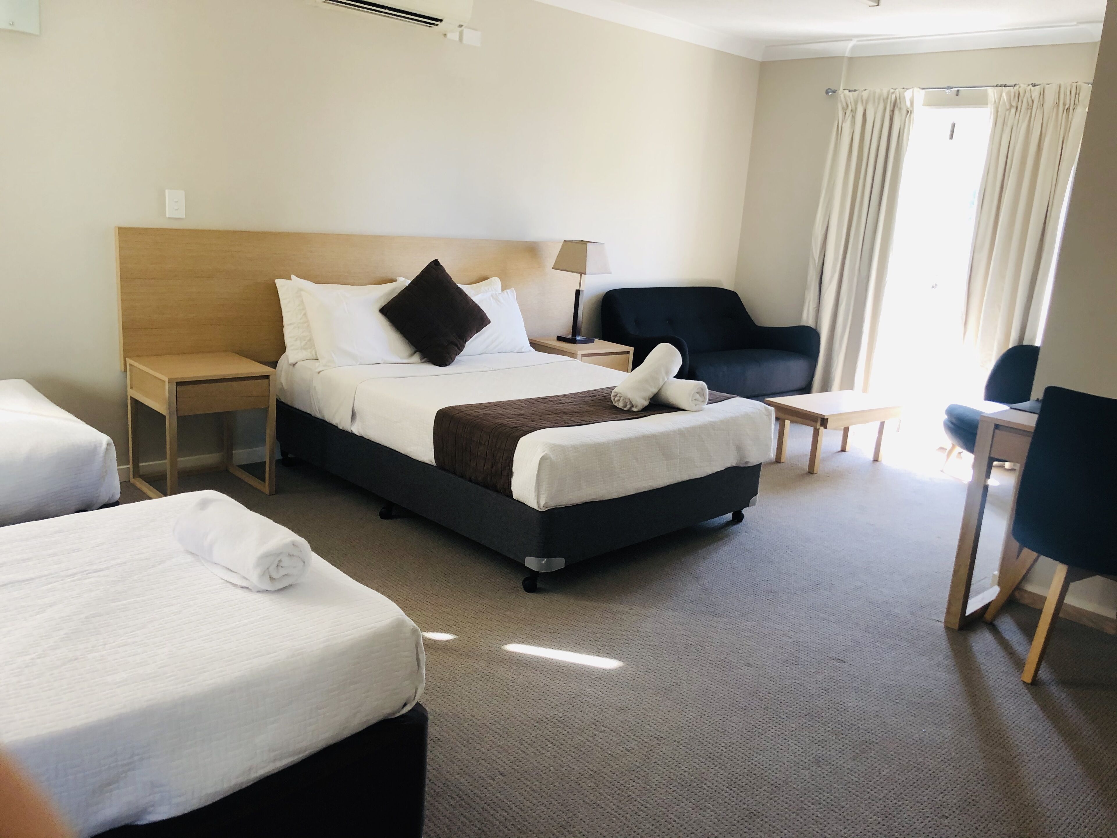 Photo - Hamilton Brisbane Airport Hotel