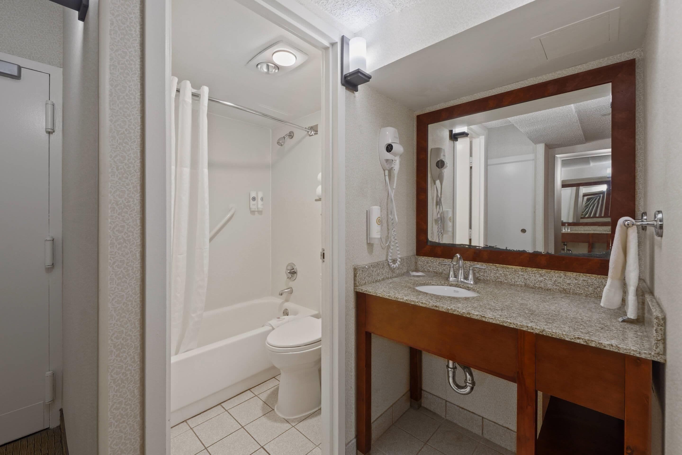 1 bedroom, premium bedding, down duvets, pillow-top beds