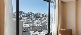 Comfort Inn by the Bay