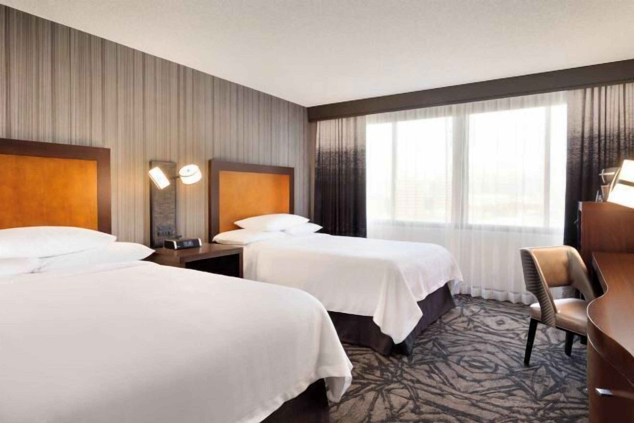 Ropa de cama de alta calidad, cubrecamas y colchones con pillow-top 