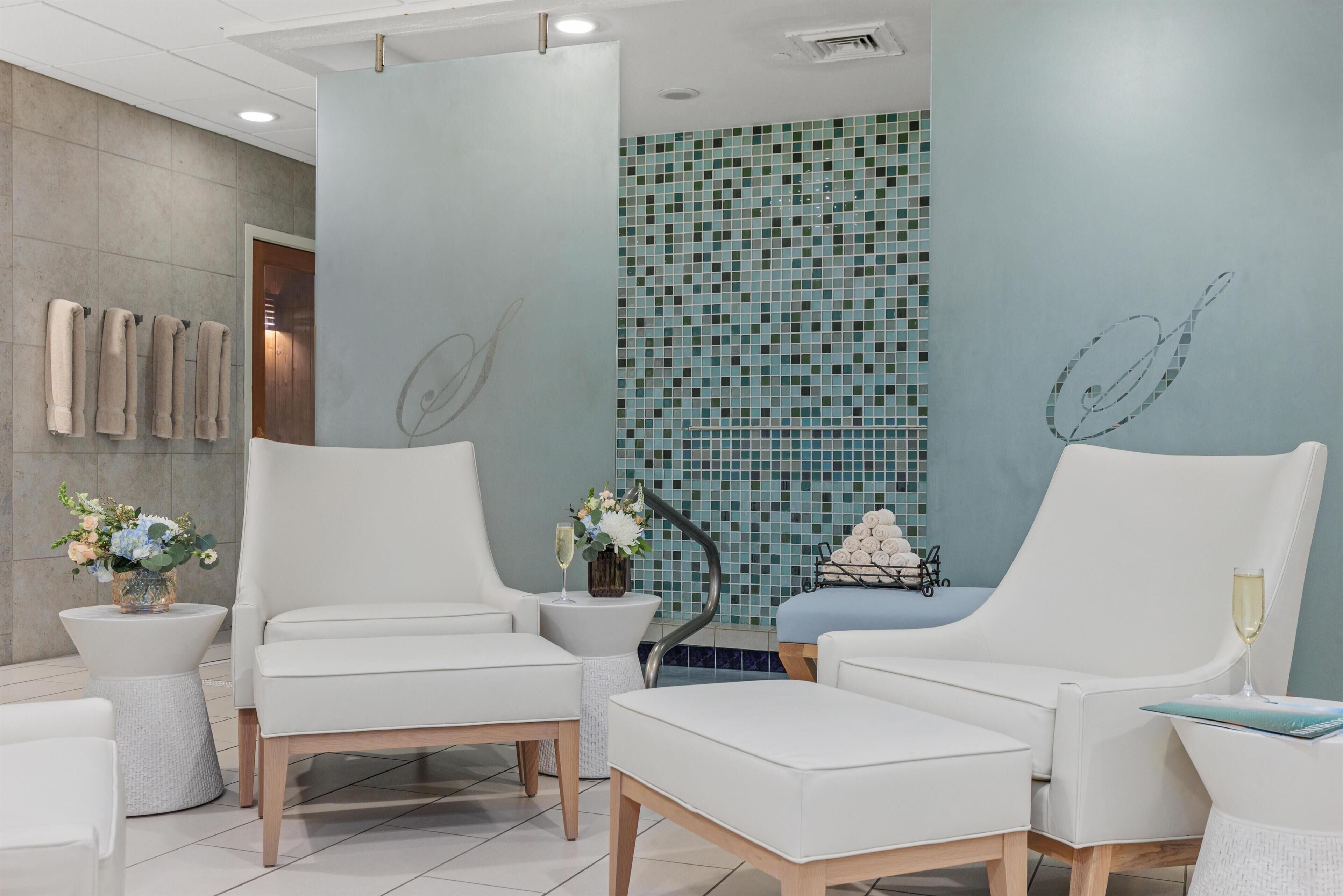 Couples treatment rooms, sauna, hot tub, steam room, body treatments