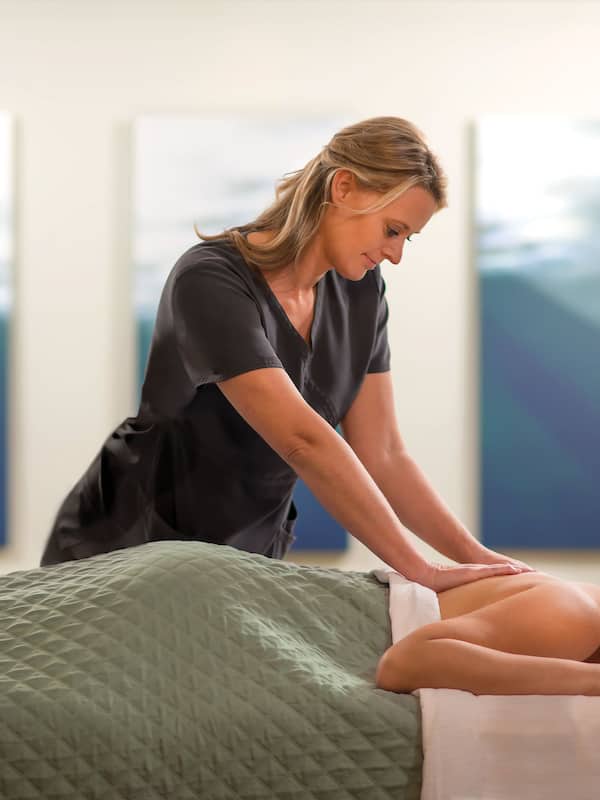 Couples treatment rooms, sauna, hot tub, steam room, body treatments