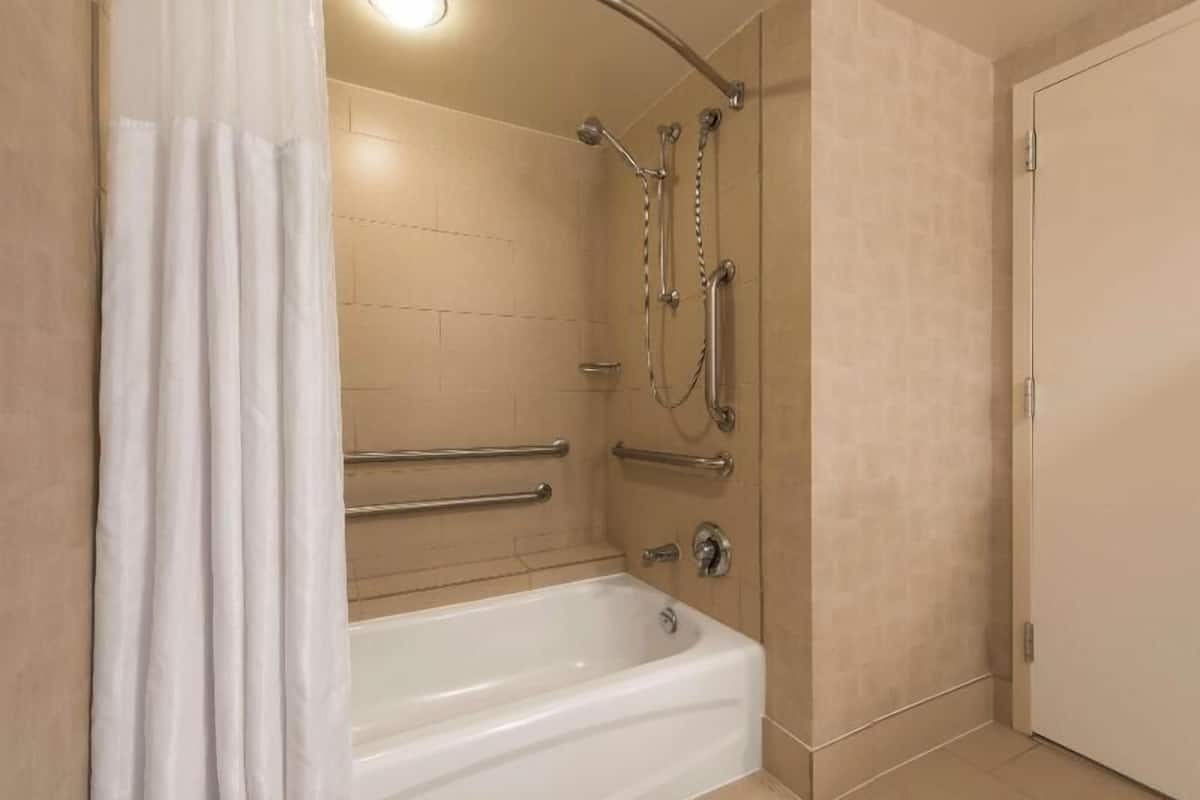 Bathroom | Free toiletries, hair dryer, towels, soap