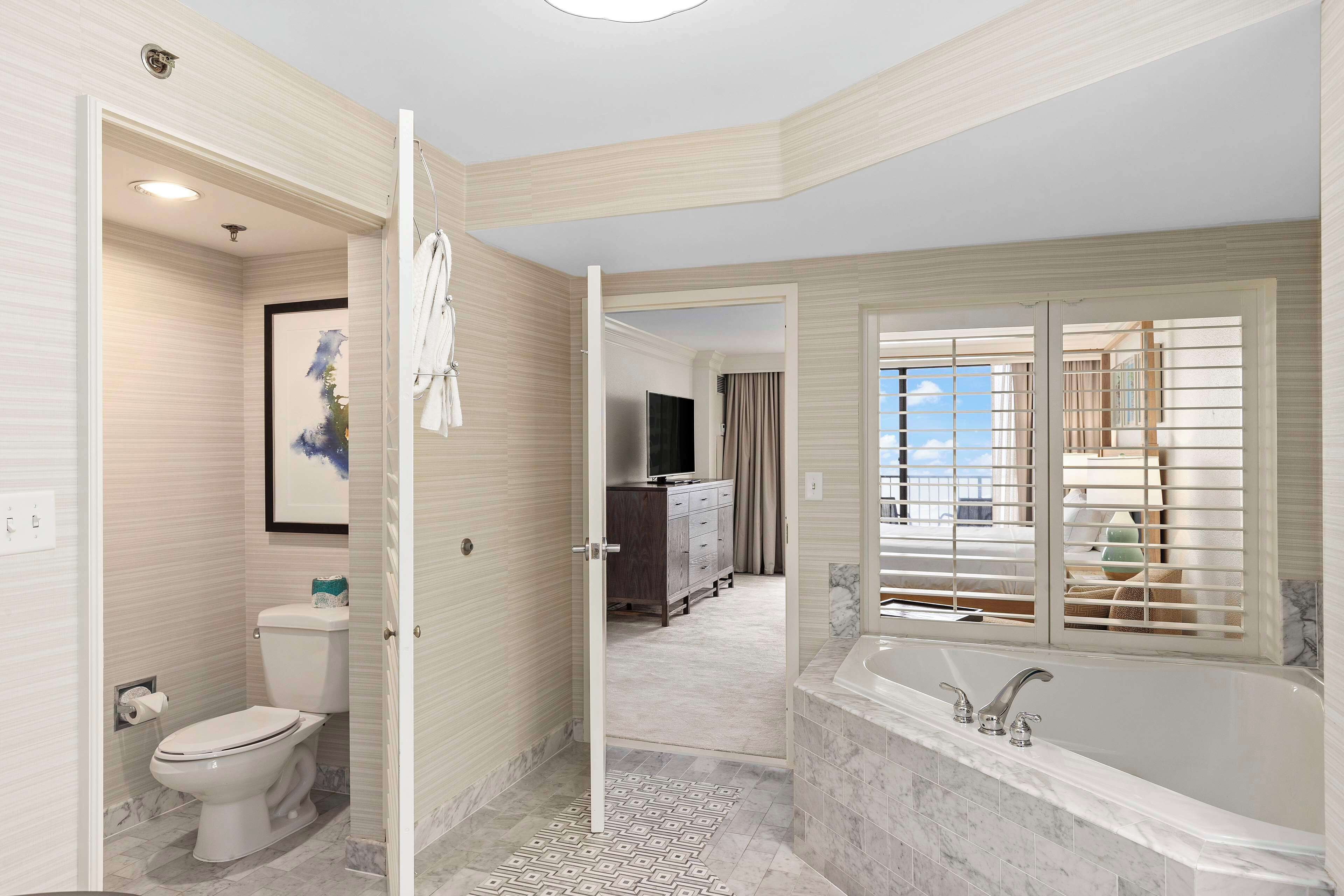 presidential suite, 1 king bed | bathroom | free toiletries, hair dryer, towels
