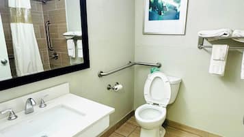 Gratis toiletartikler, hårtørrer, håndklæder