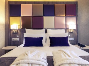 1 bedroom, premium bedding, minibar, in-room safe