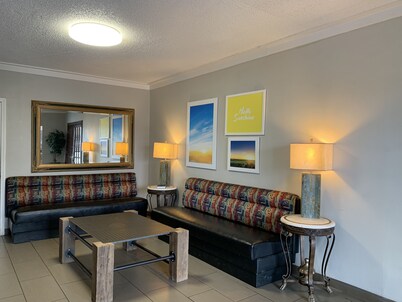 Days Inn by Wyndham Jonesboro AR