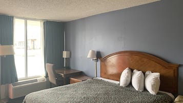 Room, 1 Queen Bed, Non Smoking, Microwave | Desk, laptop workspace, blackout drapes, iron/ironing board