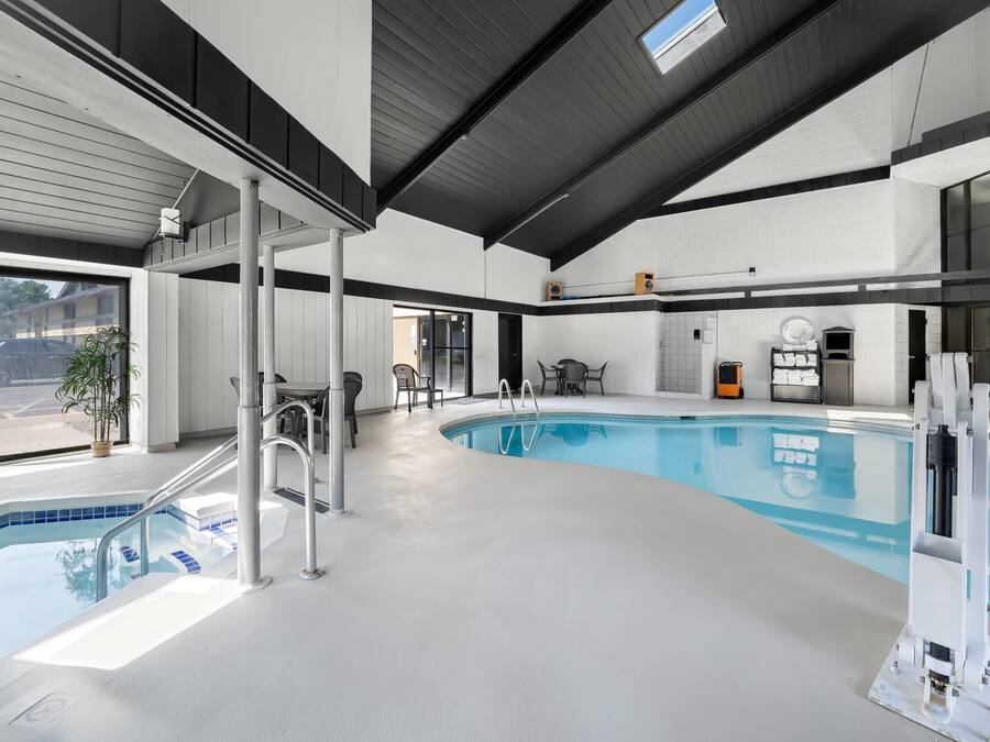 Indoor pool, outdoor pool, sun loungers