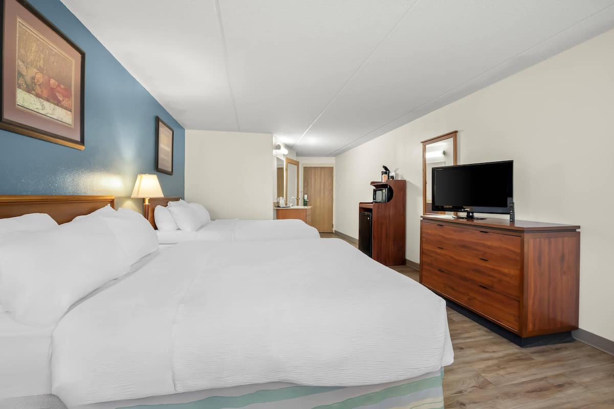 Room, 2 Queen Beds, Accessible, Non Smoking | In-room safe, individually decorated, individually furnished