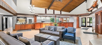 Quality Inn & Suites Black River Falls I-94