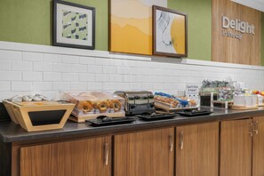Bao gồm bữa sáng buffet hàng ngày 