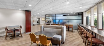 Comfort Inn Paramus - Hackensack