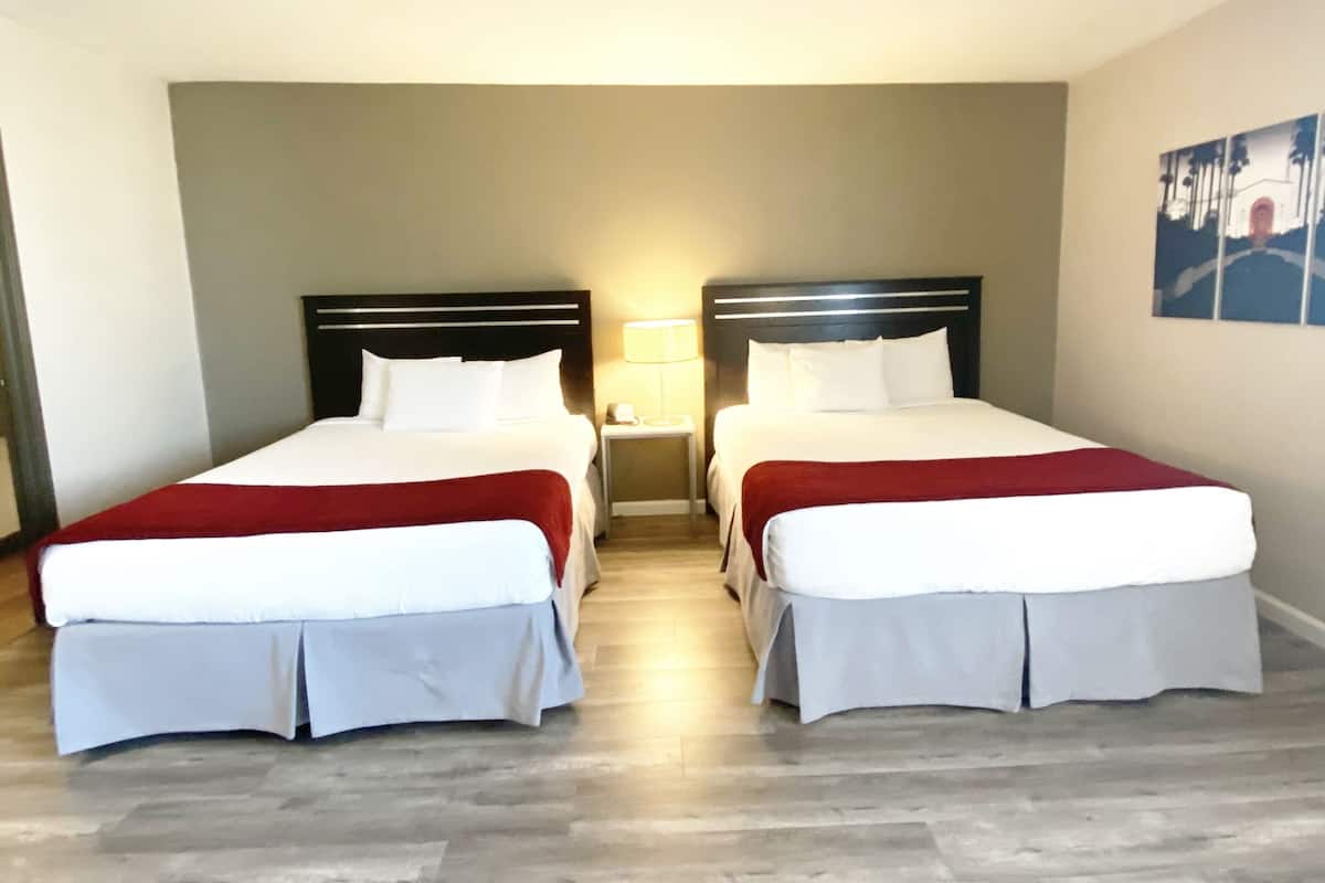 ADA Accessible Standard Double | 1 bedroom, premium bedding, in-room safe, desk