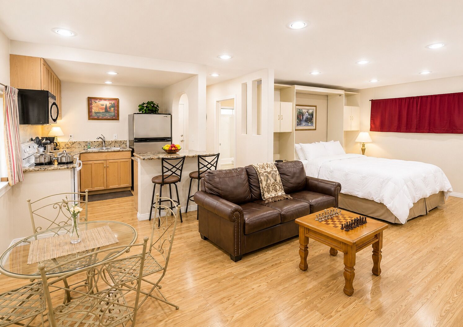 Premium Studio Suite, Kitchen, Courtyard Area | Premium bedding, down comforters, pillowtop beds, desk