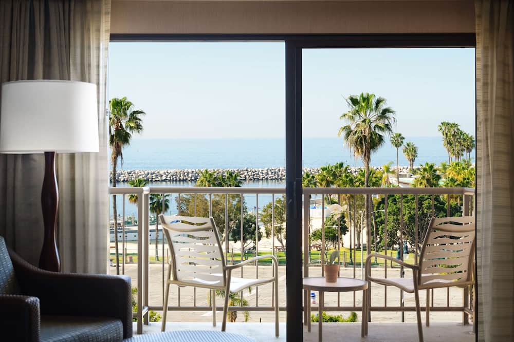 Sonesta Redondo Beach & Marina