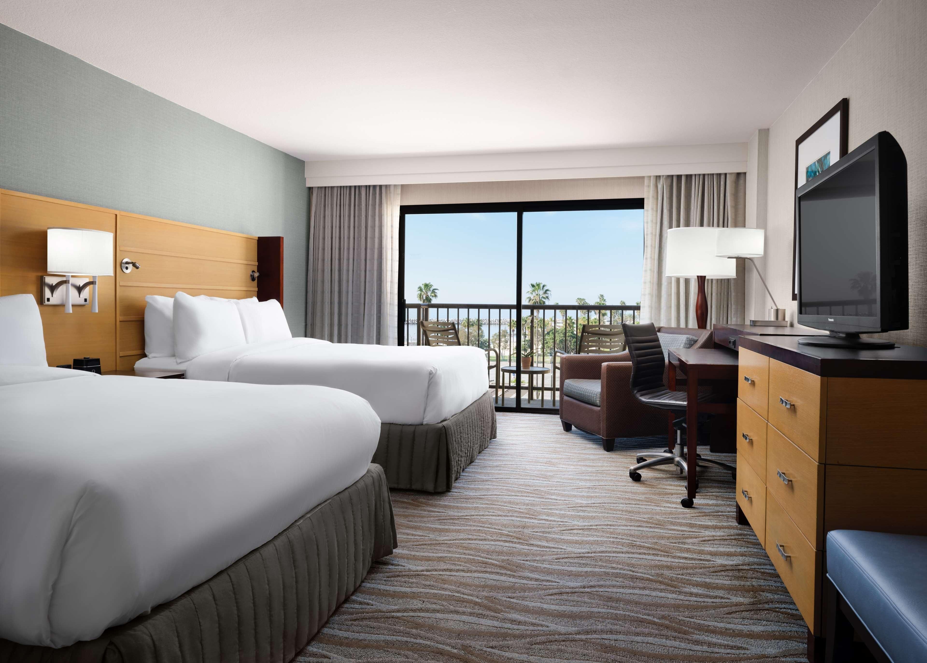 Egyptian cotton sheets, premium bedding, pillow-top beds, in-room safe