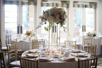 Indoor wedding at Sonesta Redondo Beach & Marina