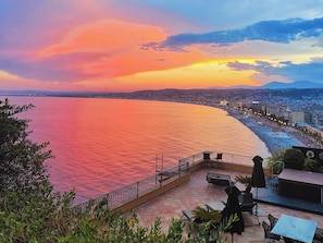 Literie de qualité supérieure, minibar, coffres-forts dans les chambres