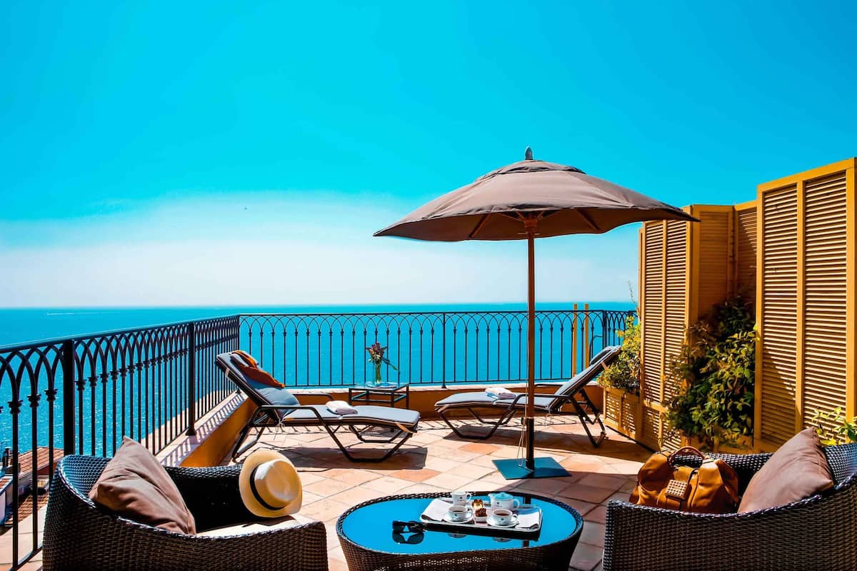 Chambre Deluxe pleine vue mer avec balcon | 客房景觀