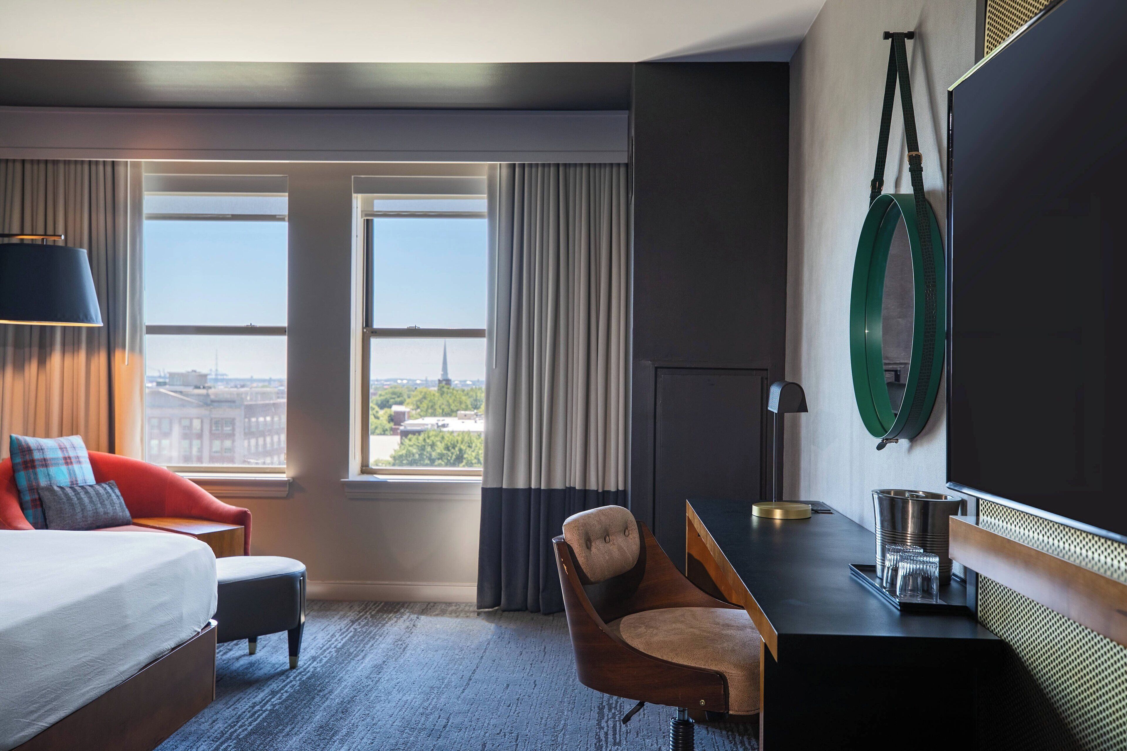 premium bedding, in-room safe, desk, laptop workspace