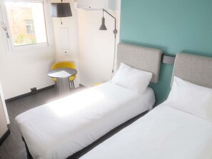 Standard Twin Room, 2 Single Beds - ibis Nice Centre Gare (Nice)