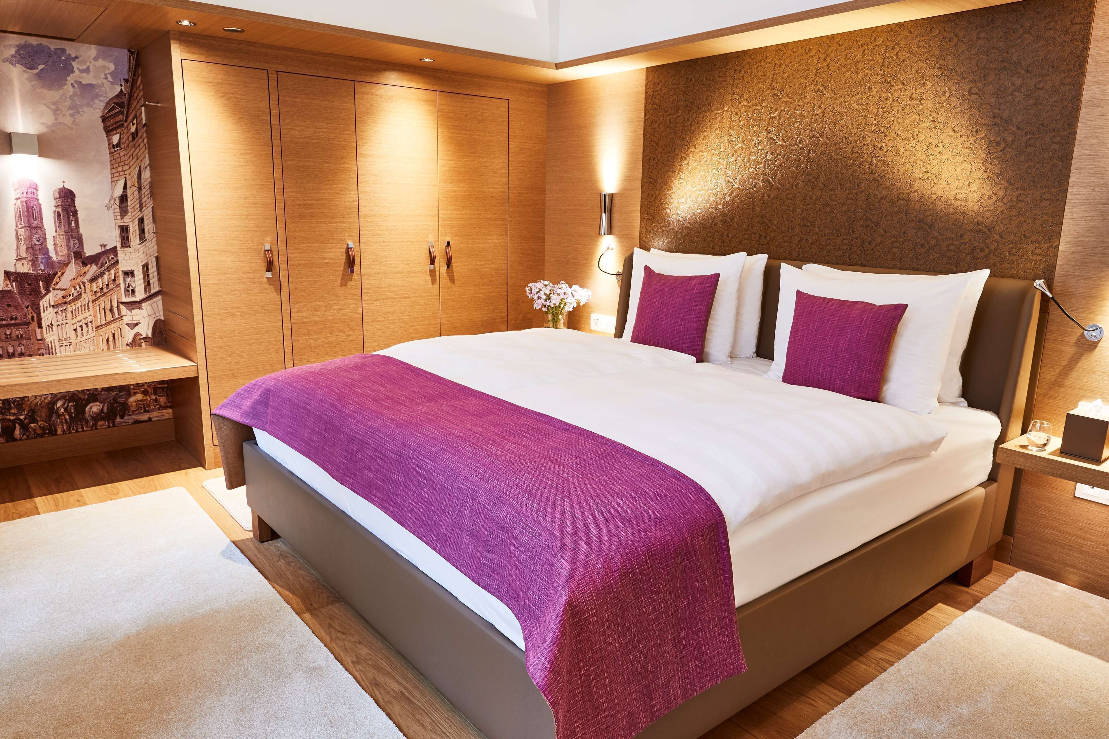 Premium bedding, down comforters, pillowtop beds, minibar