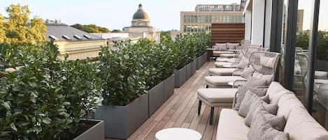 Körperbehandlungen, Aromatherapie, Warmsteinmassagen