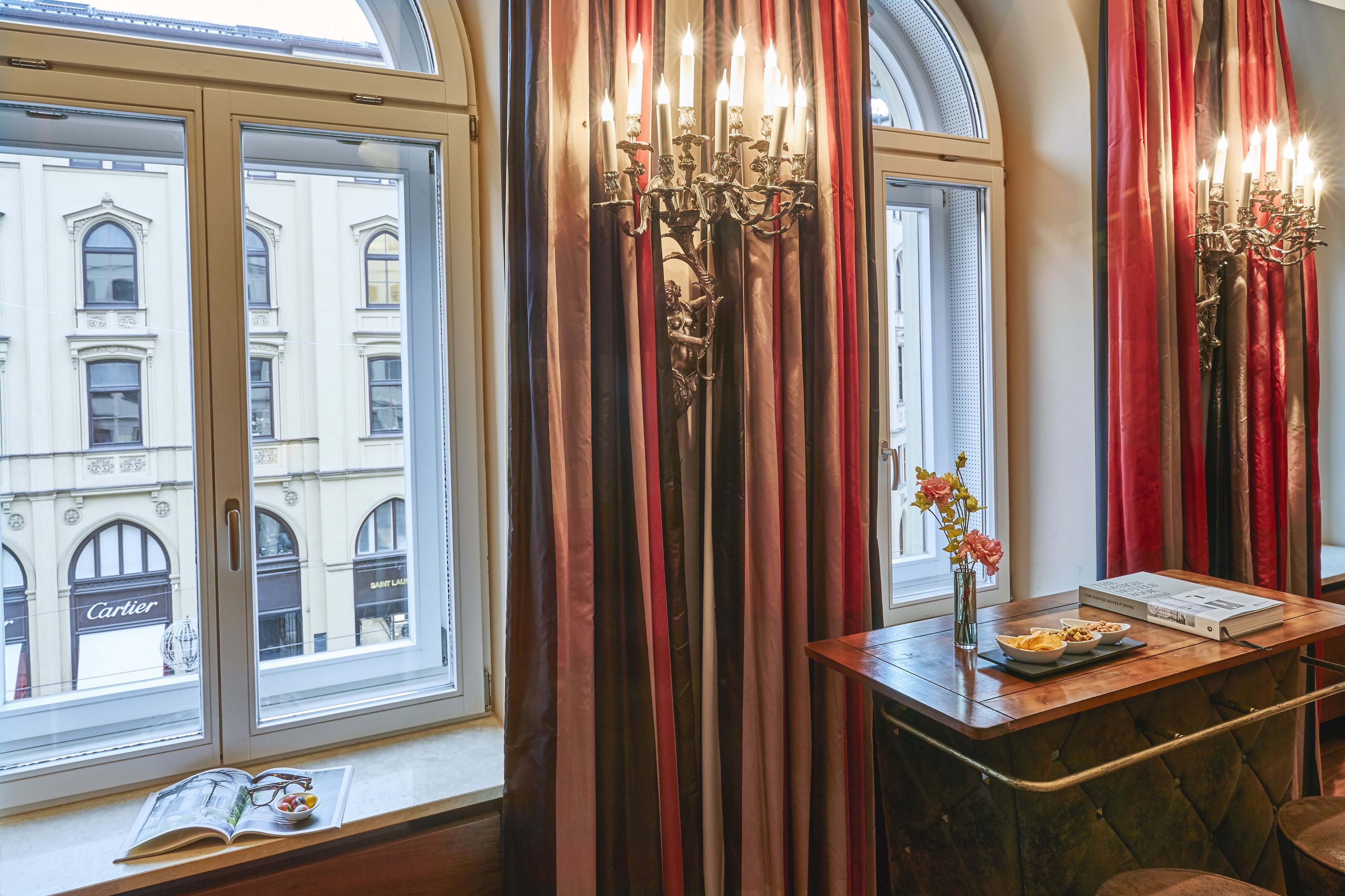 presidential suite, 2 bedrooms (ludwig) | city view