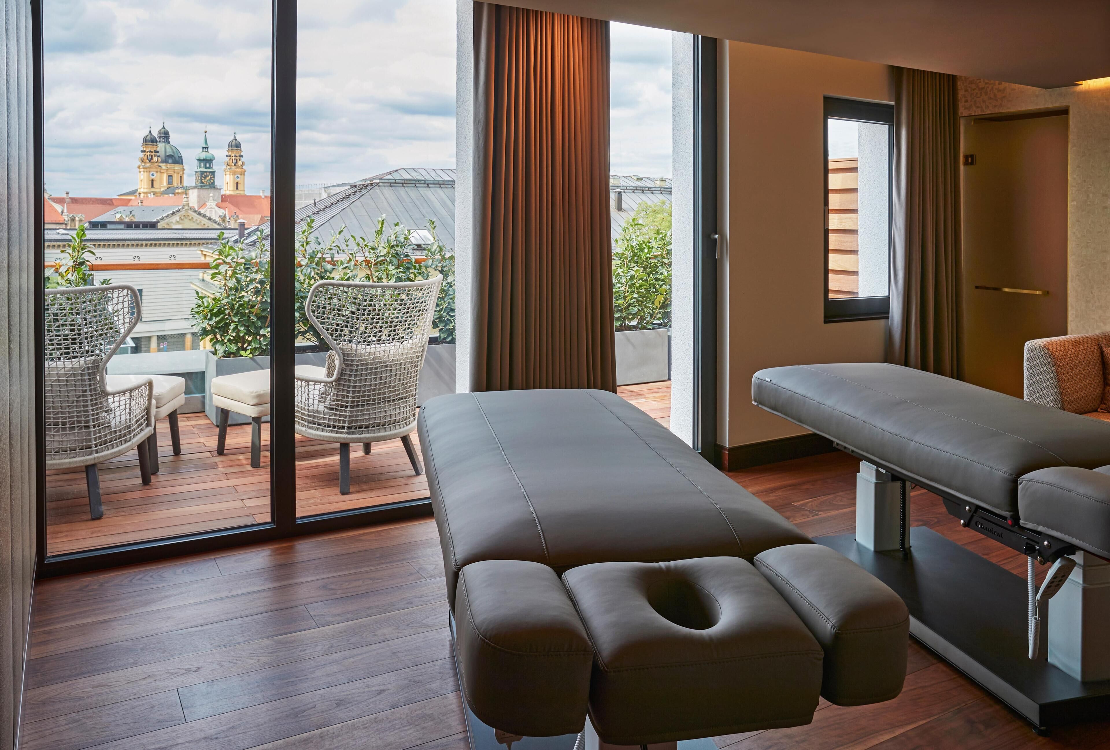 Körperbehandlungen, Aromatherapie, Warmsteinmassagen