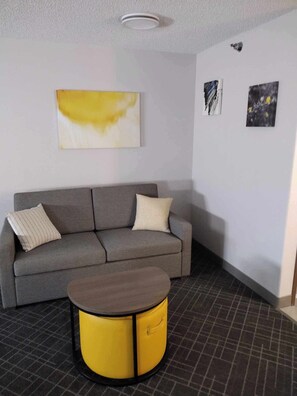 Suite, 1 King Bed, Non Smoking | Living area | 43-inch LCD TV with satellite channels, TV - Comfort Inn Grand Junction I-70 (Grand Junction)