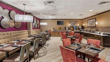 Dagelijks ontbijtbuffet (USD 20.00 per persoon)