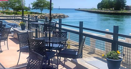 The Harborview on Lake Michigan, Ascend Hotel Collection