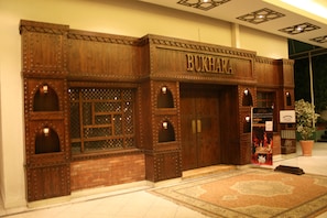 Dinner served, Pakistani cuisine
