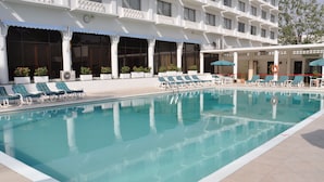 Outdoor pool - Pearl Continental Lahore (Lahore)