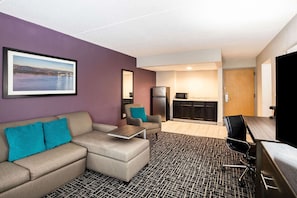 Desk, blackout curtains, iron/ironing board, free WiFi