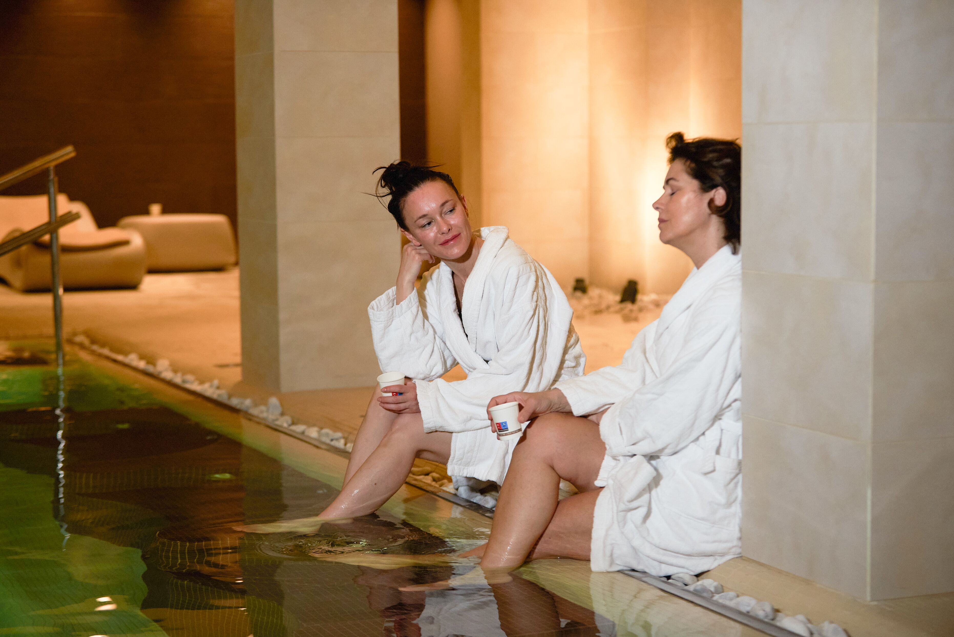 couples treatment room(s), sauna, hot tub, steam room