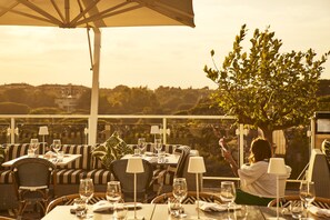 Teras rooftop