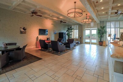 Motel 6 Phoenix, AZ – Sky Harbor