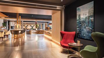 Executive-lounge