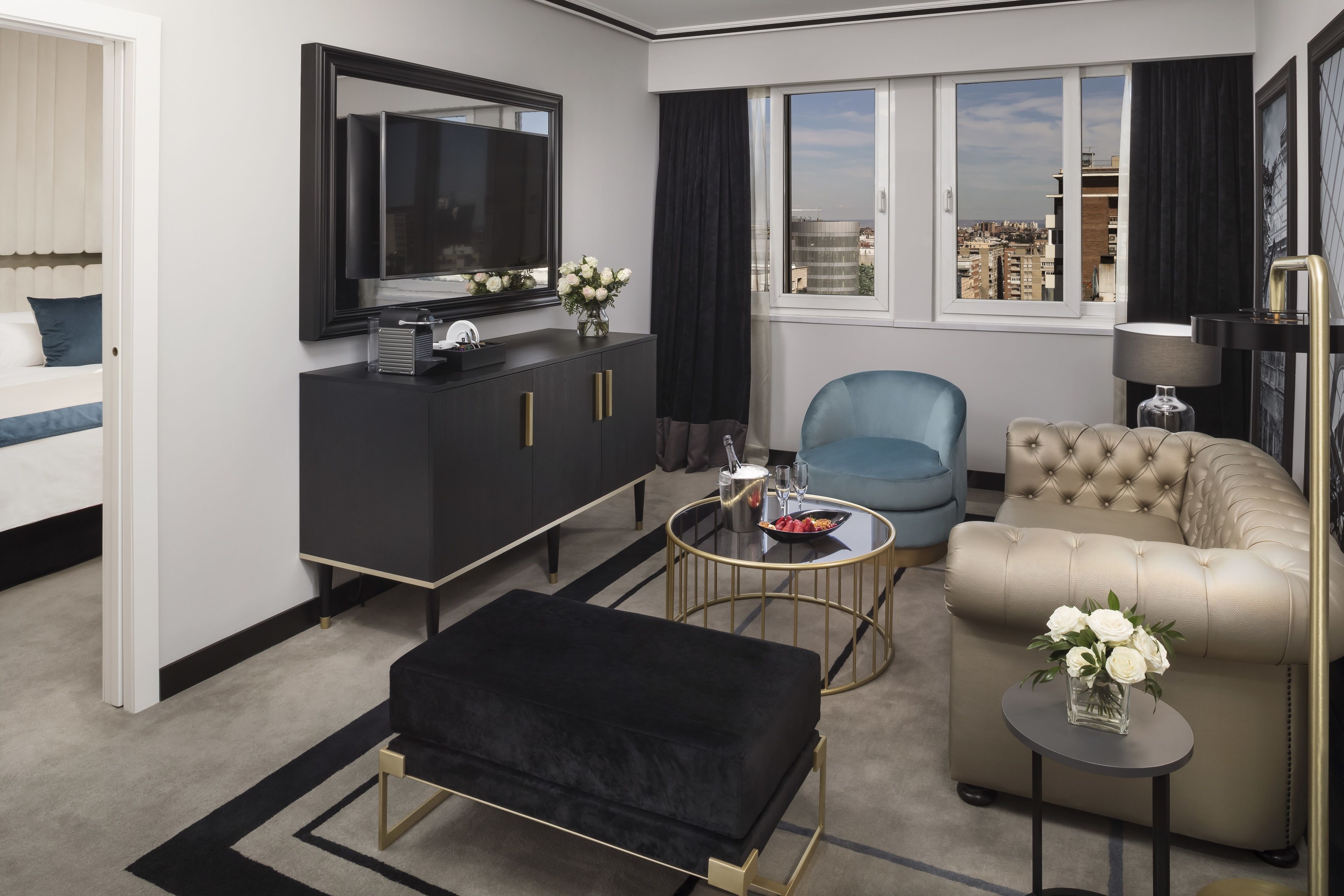 junior suite (the level lounge acces) | view from room