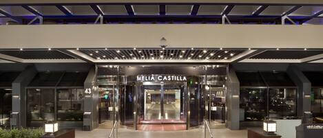 Entrada al alojamiento