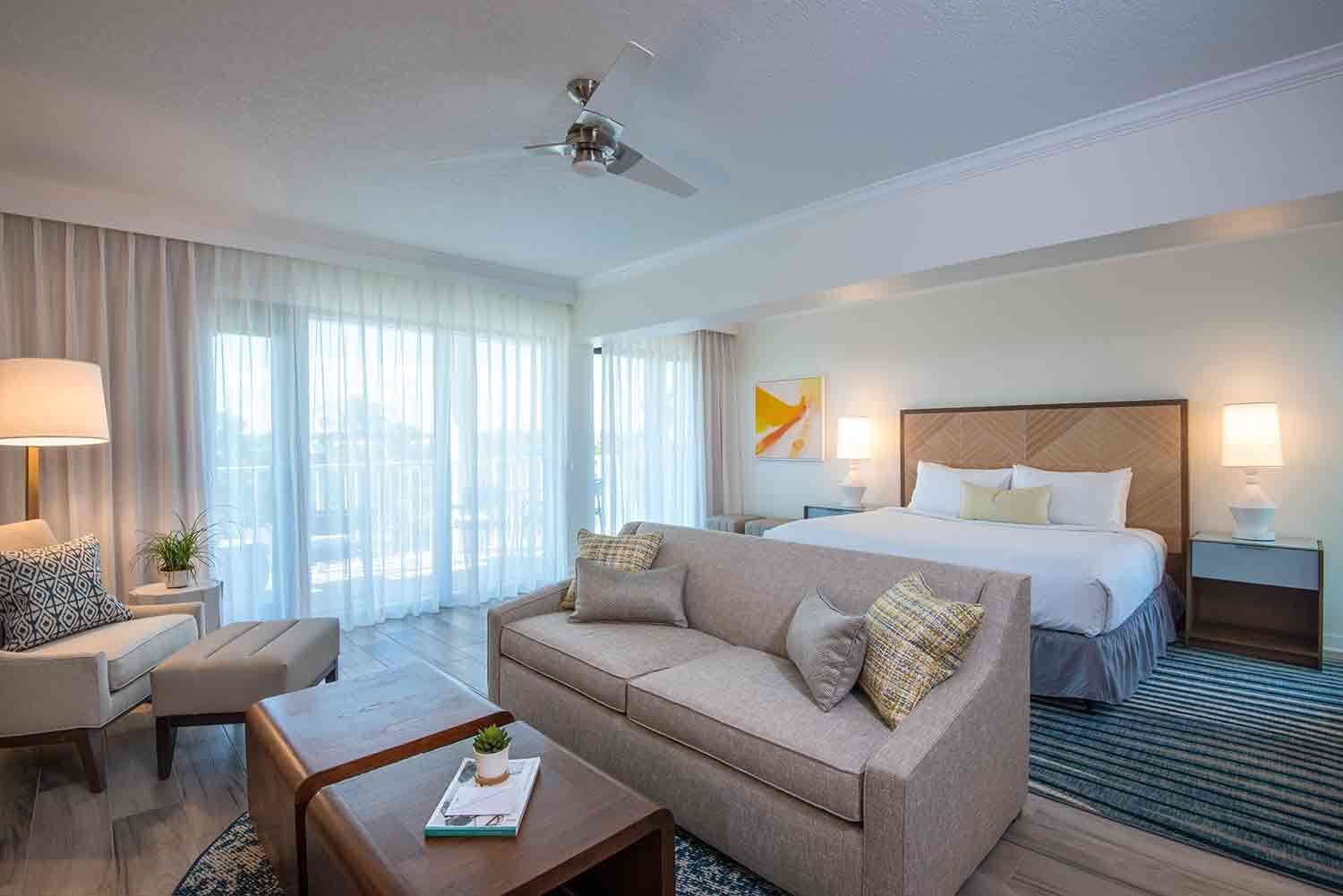 Chambre Junior | Literie de qualité supérieure, coffres-forts dans les chambres